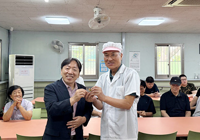 자원봉사 활동사진2